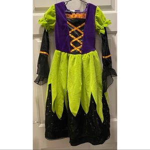 Witch costume 🧙‍♀️